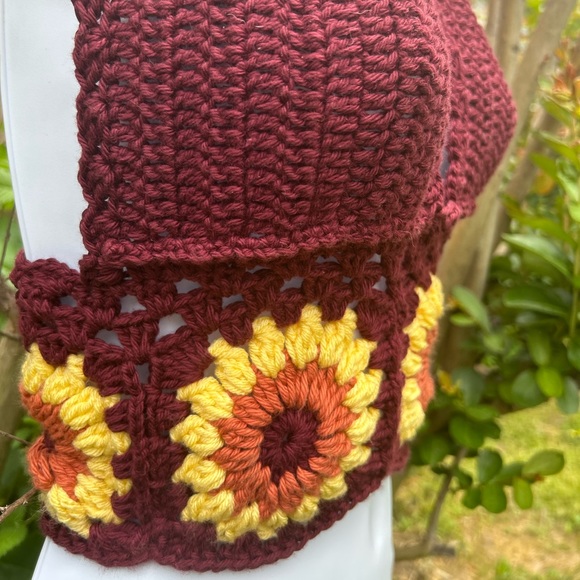 Crochet Sunflower Crop Top,Festival Top,Boho Flower Top - Picture 2 of 5